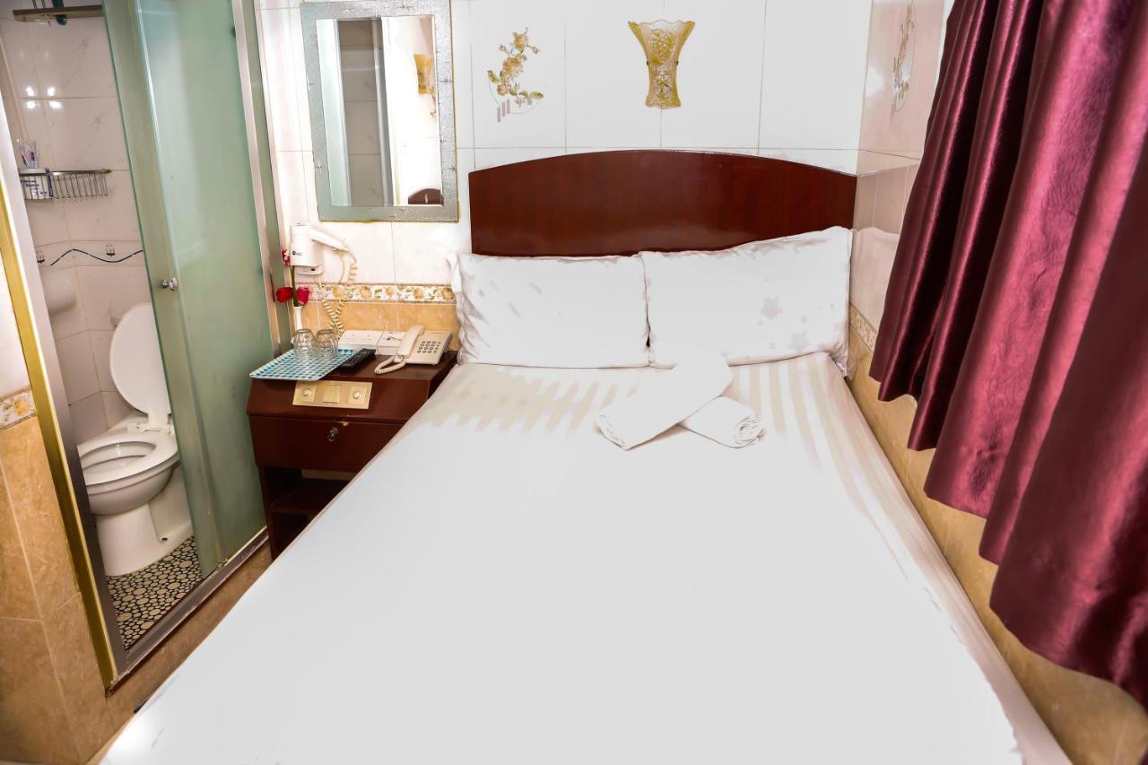 Everest 14/f Guest house Hong Kong